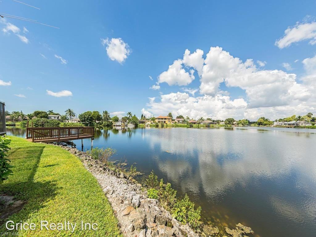 3065 50th Ln SW - Photo 3 of 23