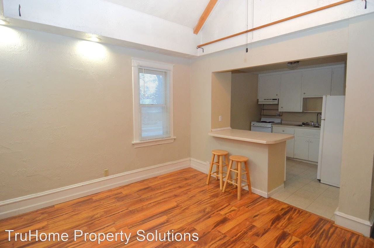 504 Chestnut St. - Photo 2 of 8