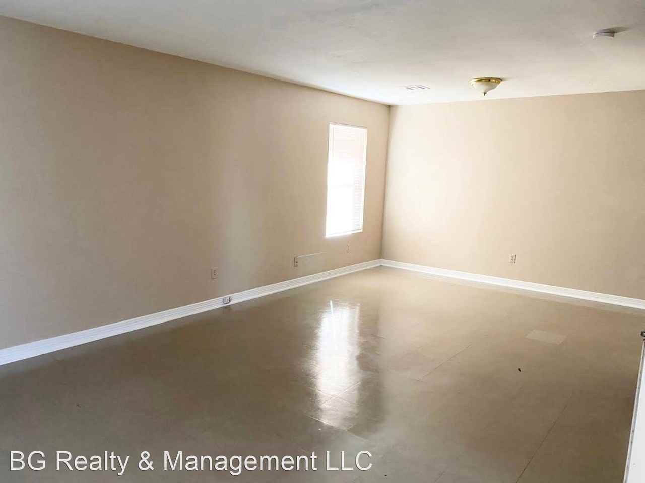 502 Scotsdale Street - Photo 2 of 5