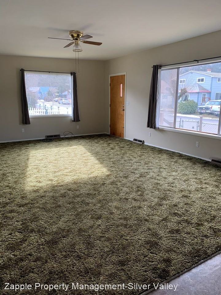 103 E St - Photo 2 of 9