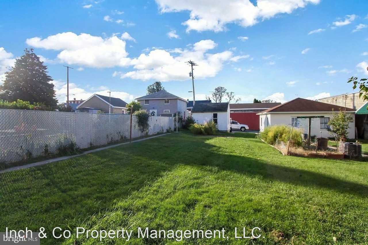 38 E Main St 1st Fl - Photo 3 of 20