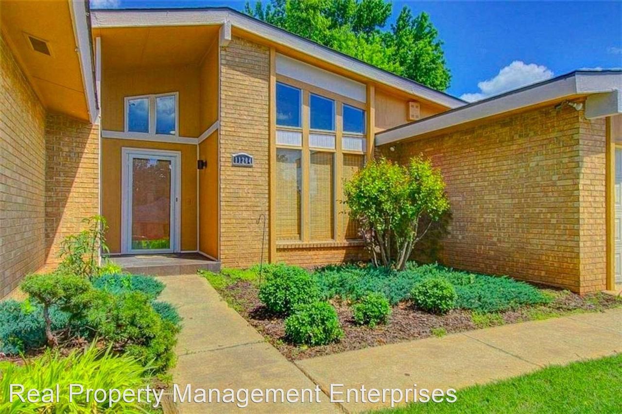 11204 Saint Charles Ave - Photo 3 of 30