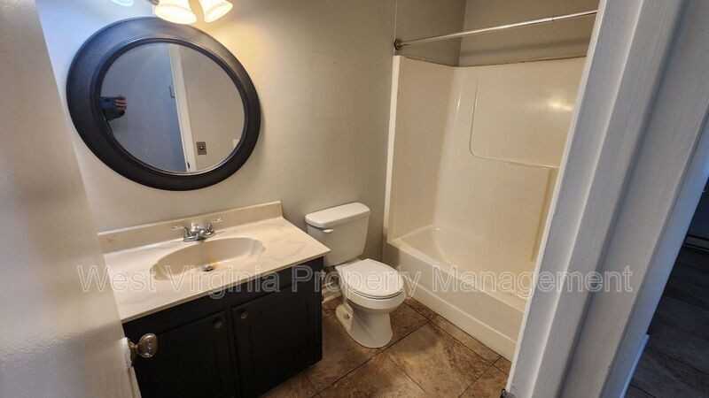 27 Cherrywood Ter - Photo 7 of 8