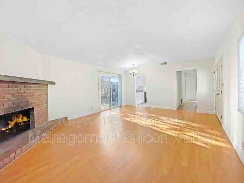 6772 John Dr - Photo 4 of 15