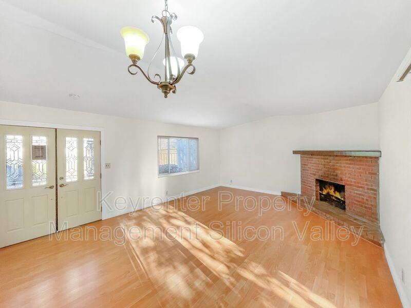 6772 John Dr - Photo 5 of 15