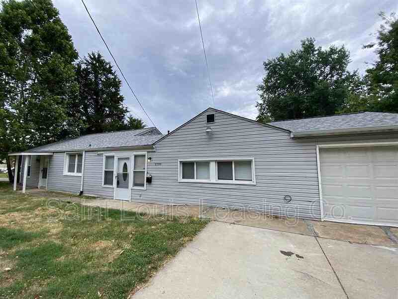 8300 Mathilda Ave - Photo 3 of 25