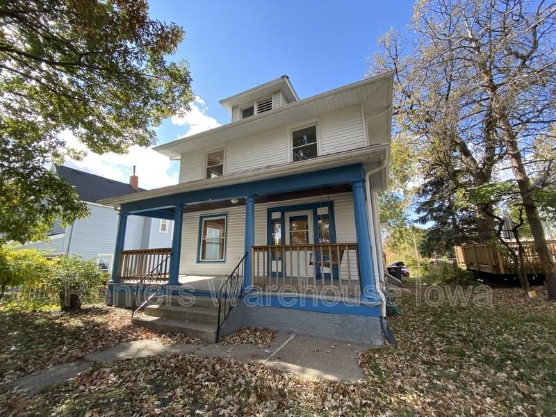 1622 E 8th St - Photo 2 of 43