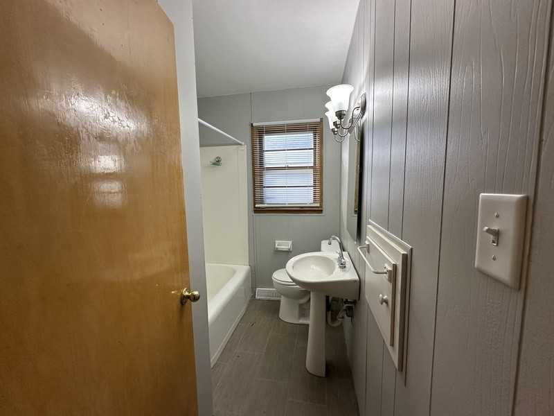 3207 Mount Vernon Rd Se - Photo 6 of 17