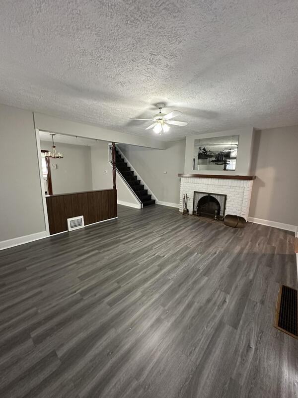 1082 Hillstone Rd - Photo 3 of 28