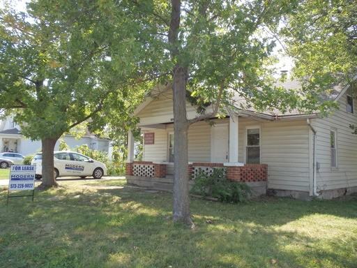 1105 Fay St - Photo 2 of 22