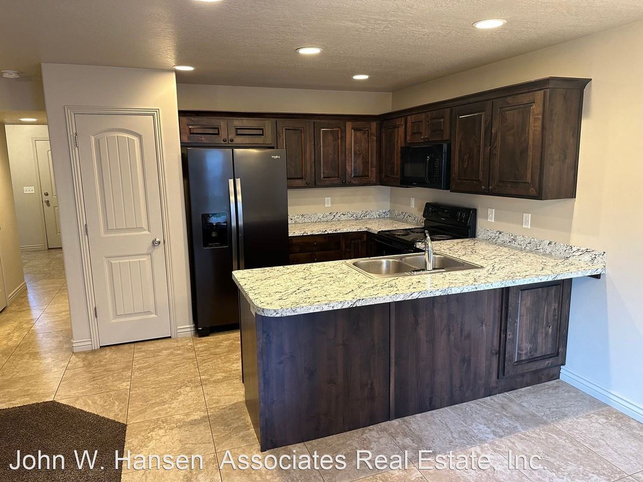 1157 W Excalibur Way - Photo 3 of 24