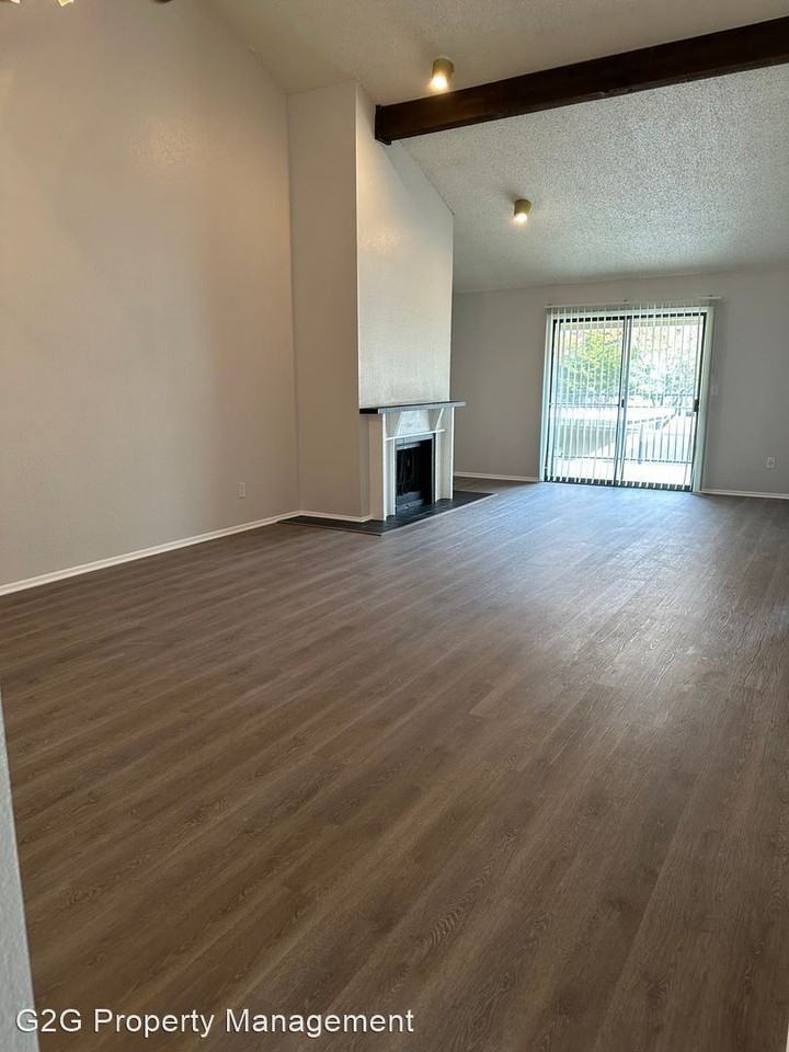 3425 E. English St. Apartments 3425 E English St, Wichita, KS 67218