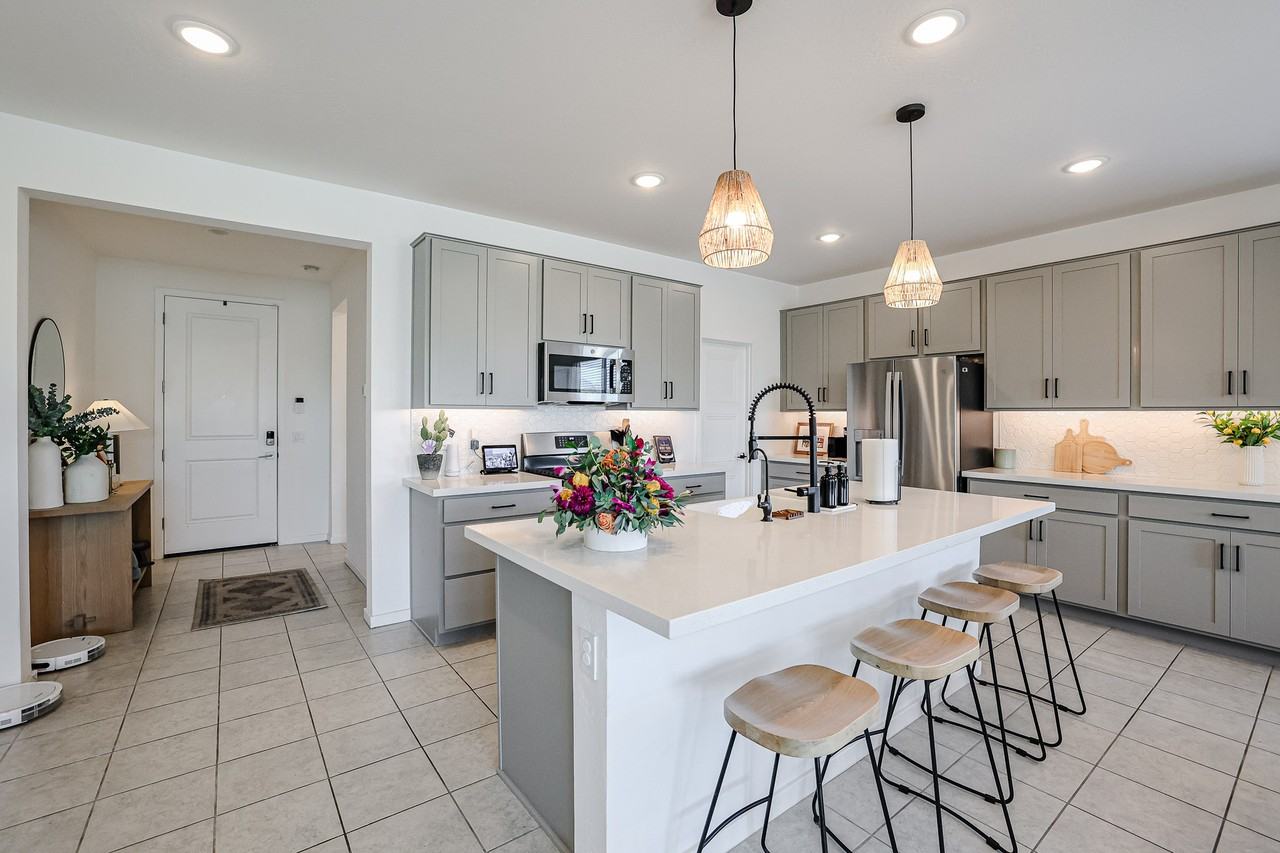 17734 W Jojoba Rd - Photo 4 of 50