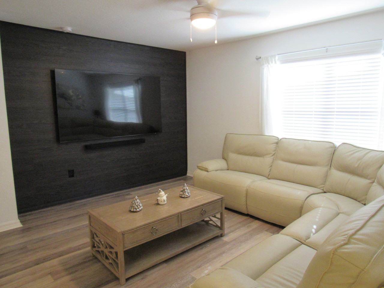 2676 Star Coral Ln - Photo 2 of 16