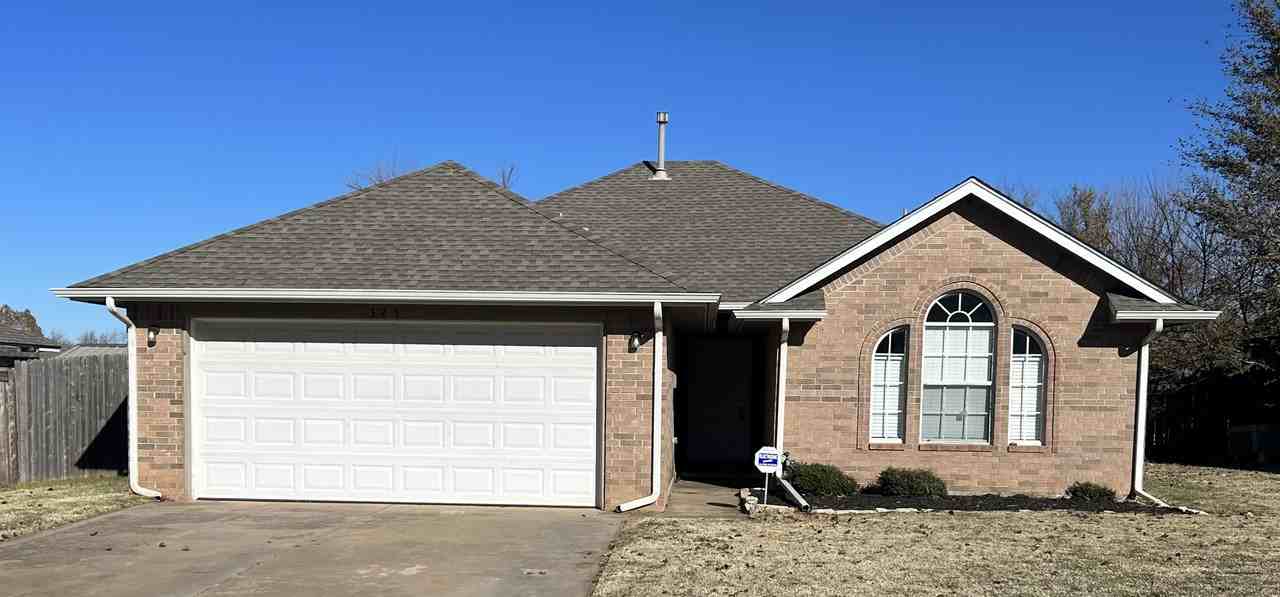 325 West Strasburg Way