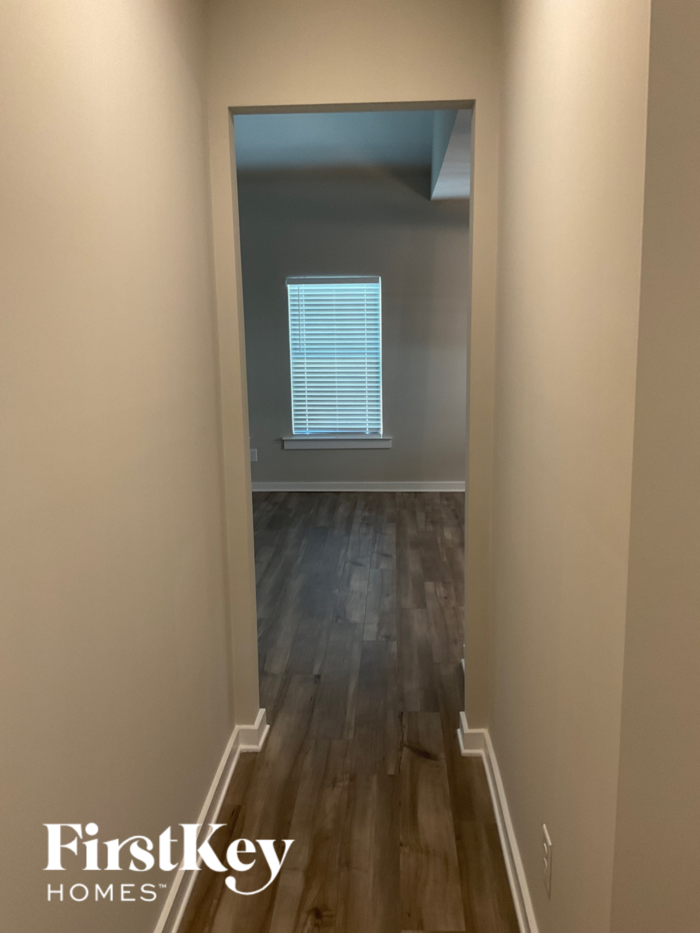 120 Avalon Way - Photo 2 of 6