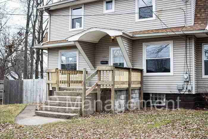 2203 E Market St - Photo 2 of 26