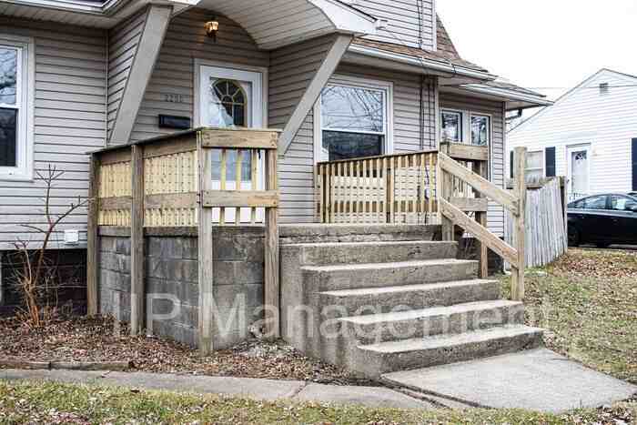 2203 E Market St - Photo 3 of 26