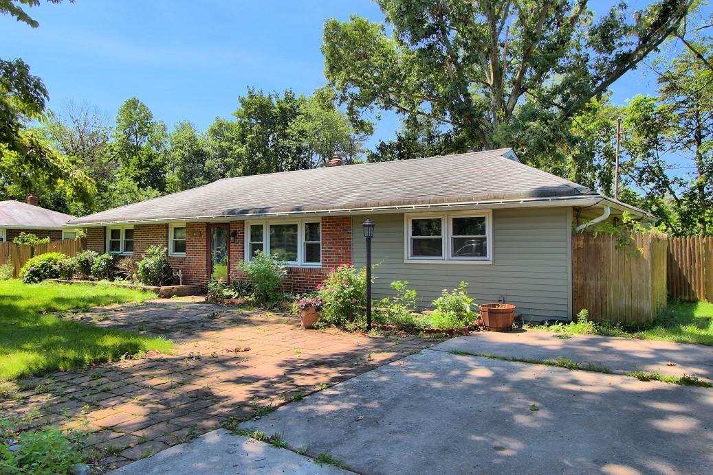 507 Main Ave - Photo 3 of 25