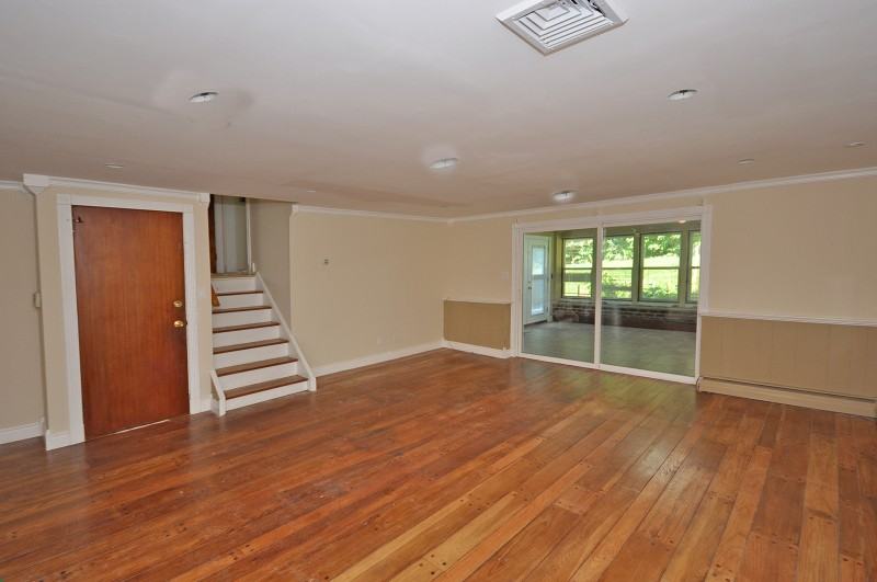 65 Heights Rd - Photo 2 of 19