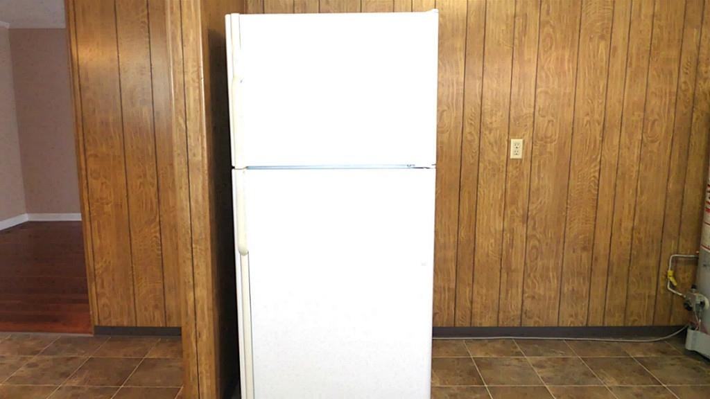 7903 Scanlock St - Photo 3 of 11