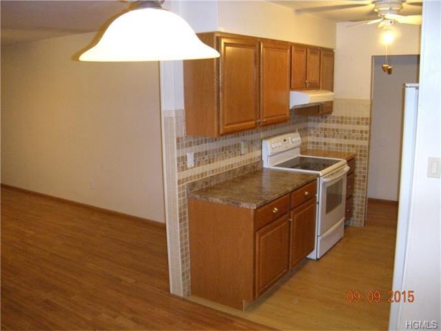 22 Manuche Dr - Photo 2 of 14