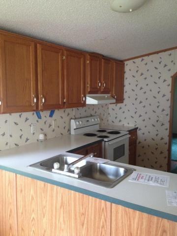 219 W Main St - Photo 2 of 9