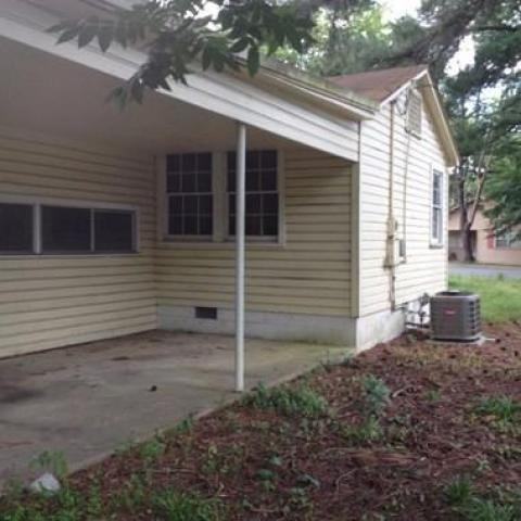 906 N West St - Photo 3 of 18