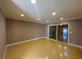 1540 Greenport Ave #B - Photo 2 of 21