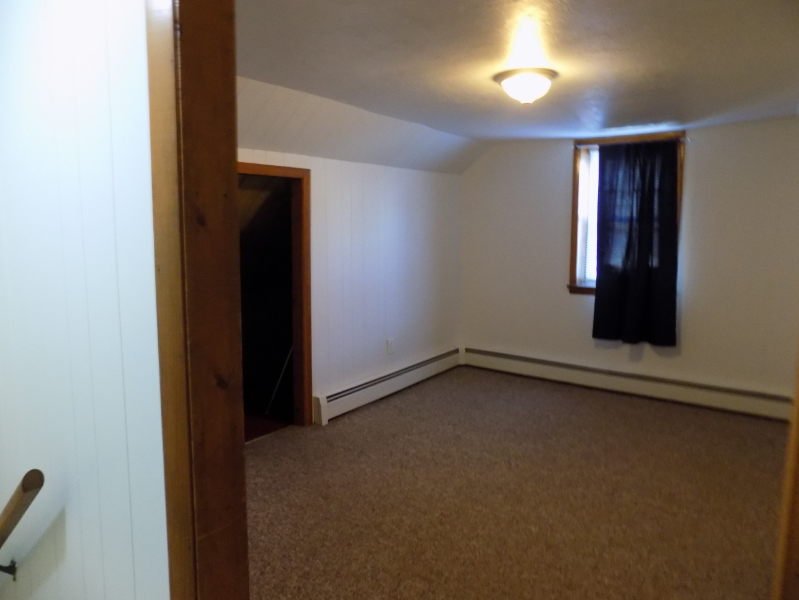 410 Gaffney Hill Rd - Photo 3 of 5