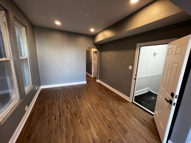 3839 W Flournoy St #2 - Photo 3 of 9