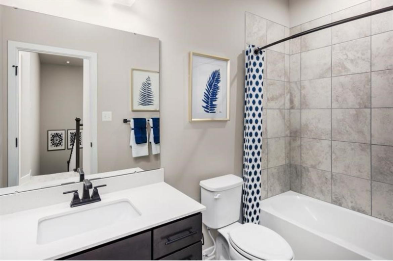204 Runnel Ct - Photo 3 of 19
