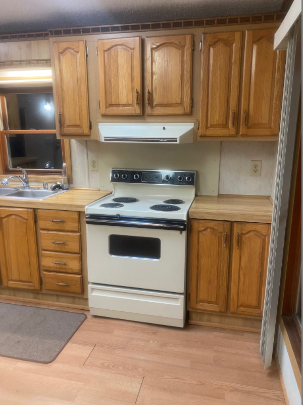 35 River St - Photo 3 of 50