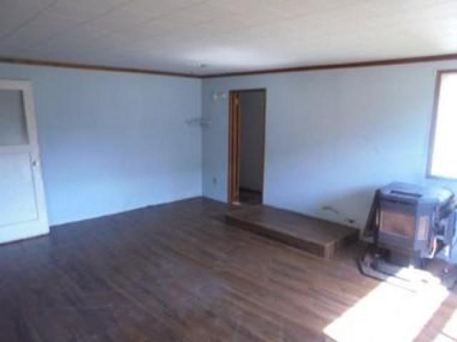 8 Kirkpatrick Rd - Photo 2 of 13