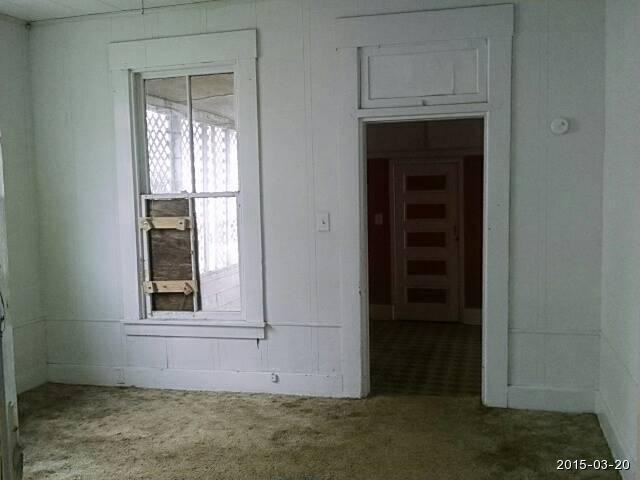 1212 S 5th St - Photo 3 of 22