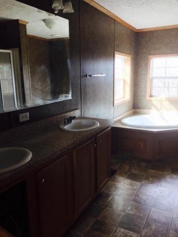 700 Cardwell Rd - Photo 3 of 17