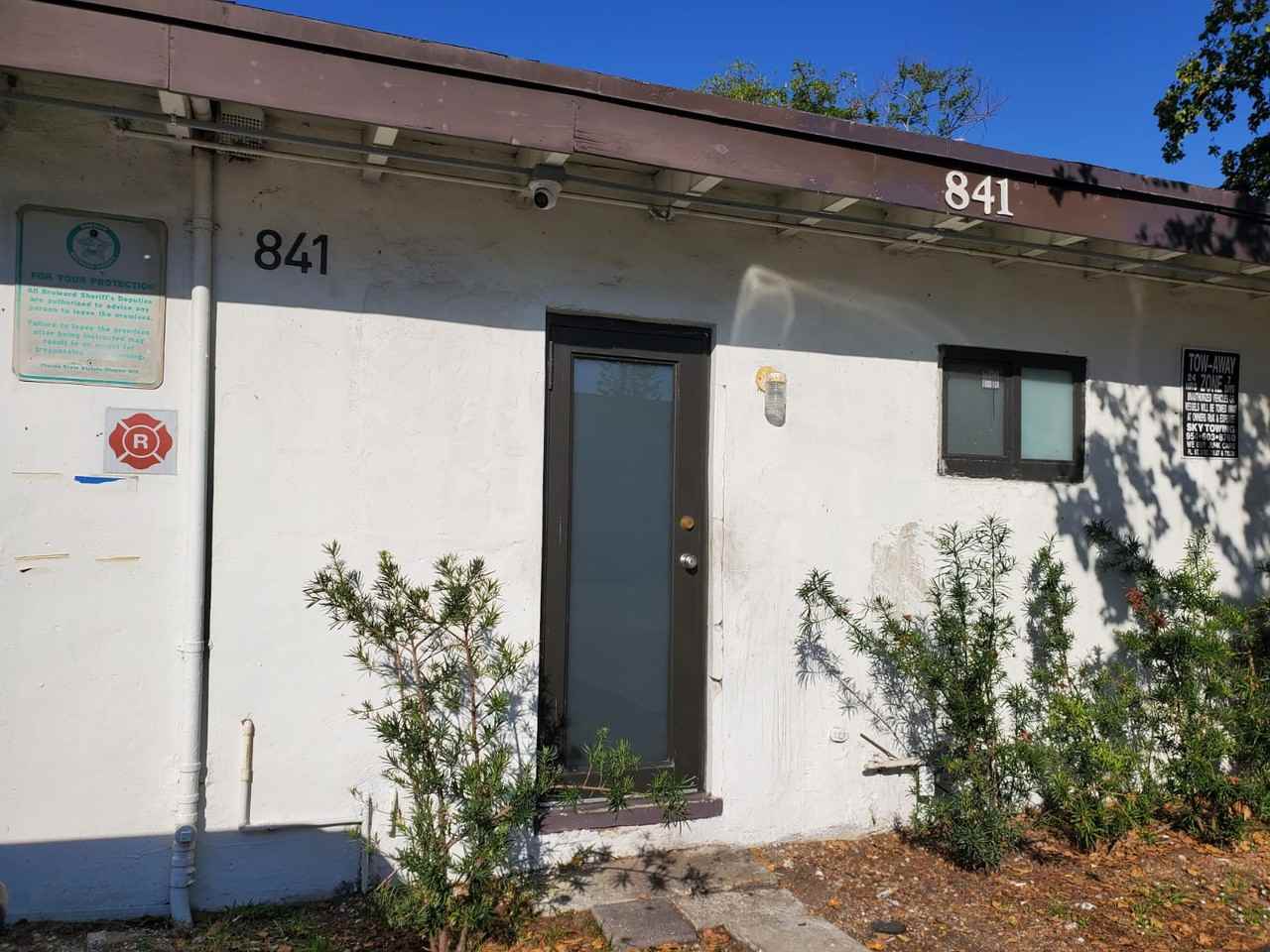 841 Nw 5th Ave #1 - Photo 2 of 18