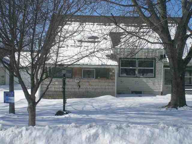 105 4th Ave NW - Photo 3 of 8