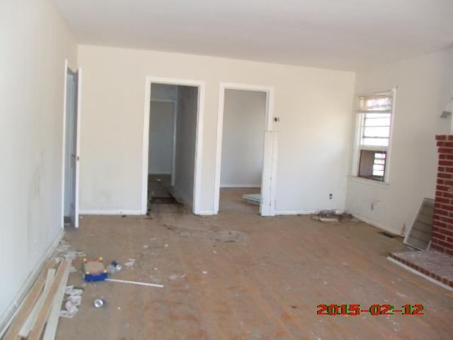 1880 Penelope Rd NW - Photo 2 of 9