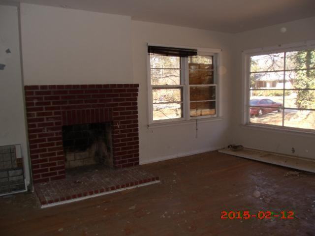 1880 Penelope Rd NW - Photo 3 of 9