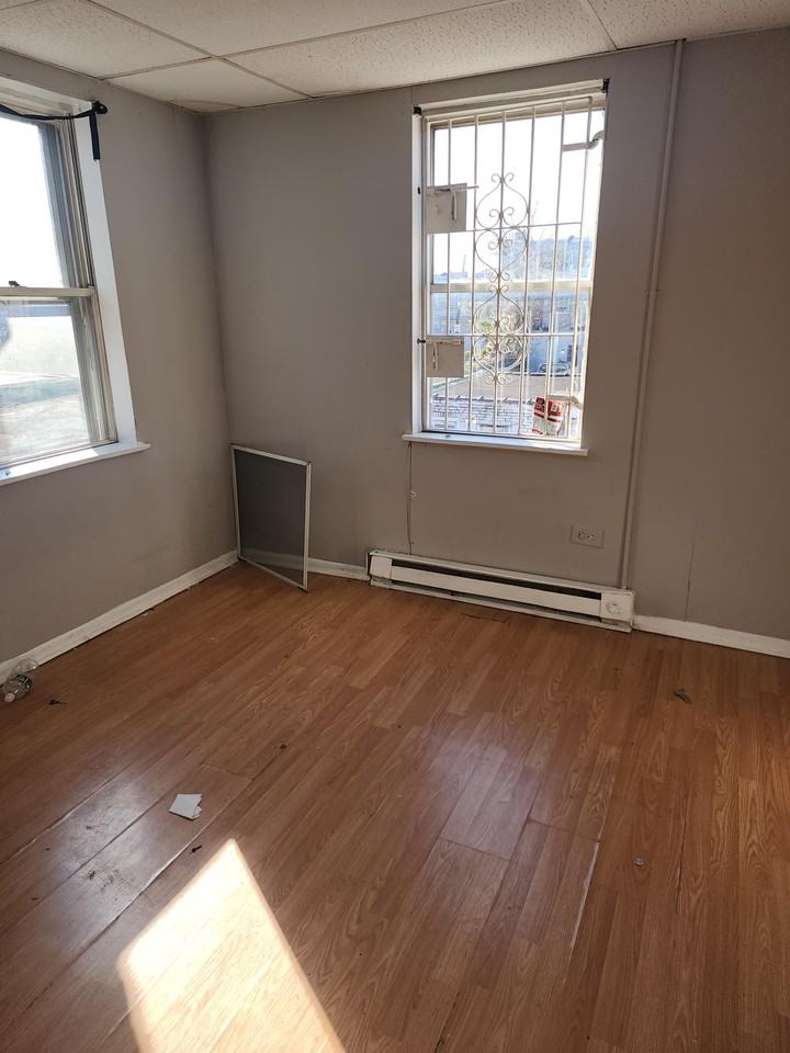 2028 E Elkhart St #1 - Photo 5 of 14