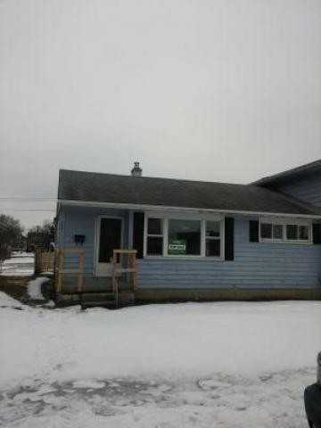 57 Vine St - Photo 2 of 10