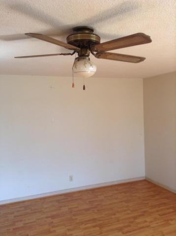 122 10th St NW - Photo 2 of 13