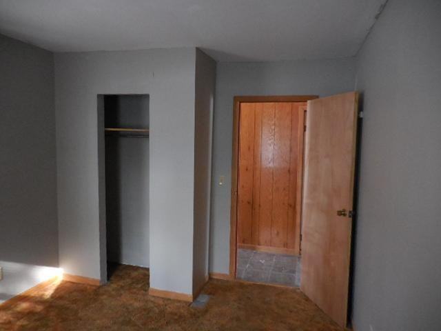 4820 Beech Dr - Photo 3 of 14