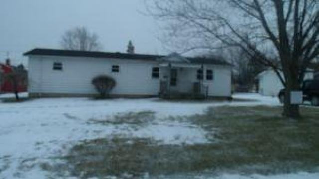 1010 Cherry St - Photo 2 of 6