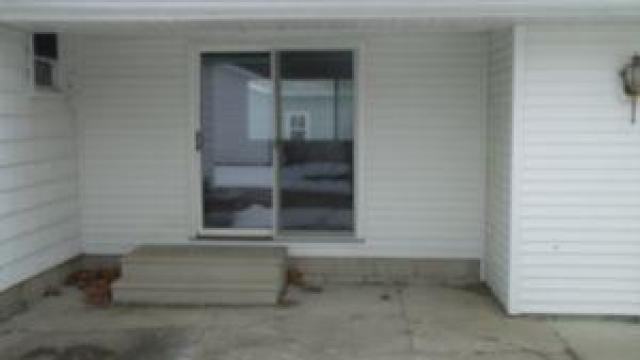 1010 Cherry St - Photo 3 of 6