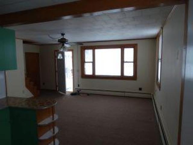 43 Thomas St - Photo 2 of 11