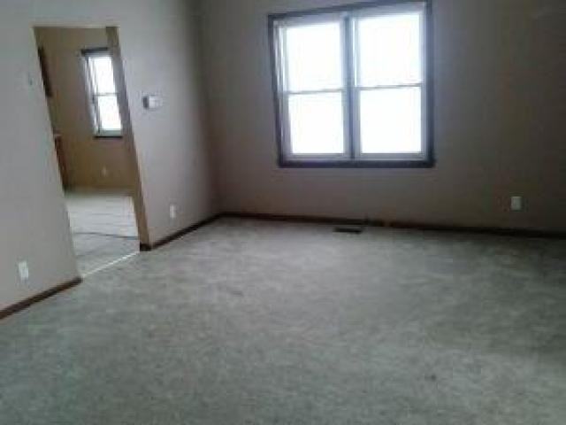 116 E South A St - Photo 3 of 9