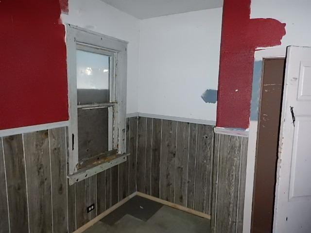 329 N Washington St - Photo 2 of 9