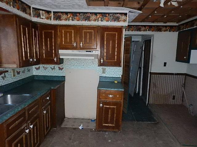 329 N Washington St - Photo 3 of 9